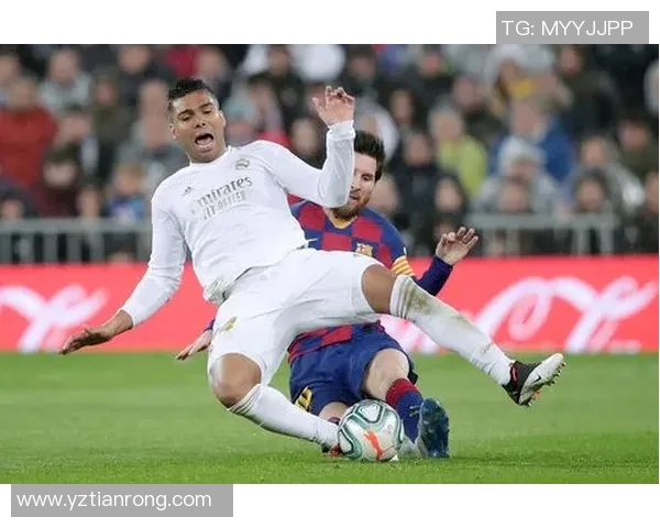 皇马逆转巴萨升至联赛榜首，梅西无力回天难救主